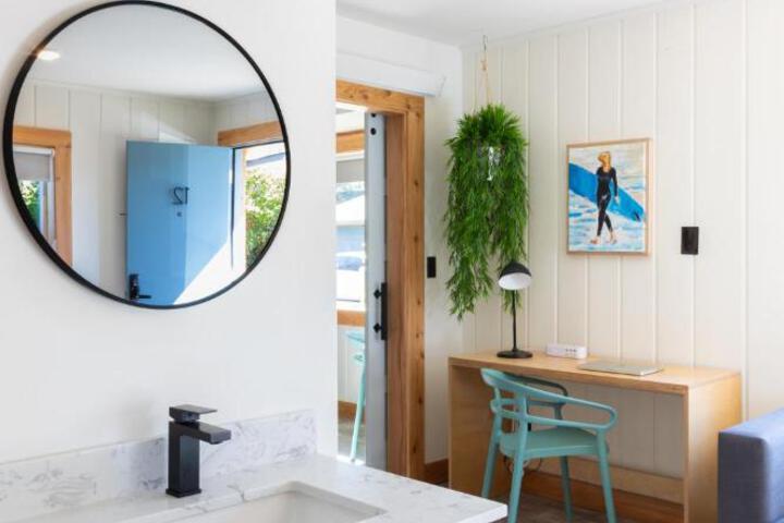 Gravity Haus Westport