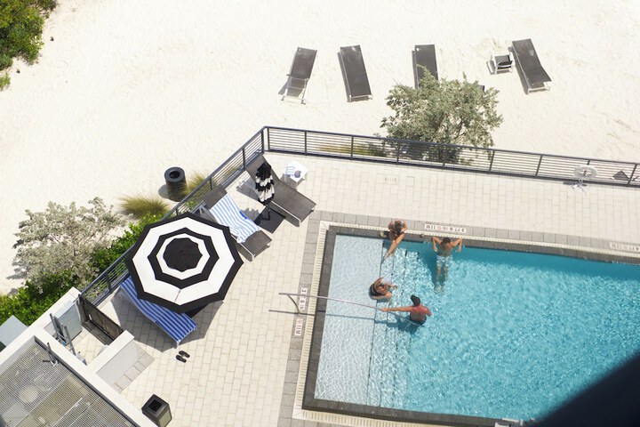 Pool 2 of 60