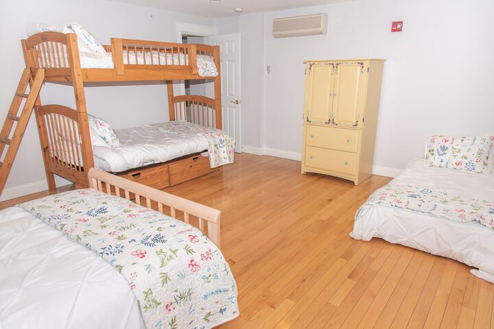 Room 78 of 113