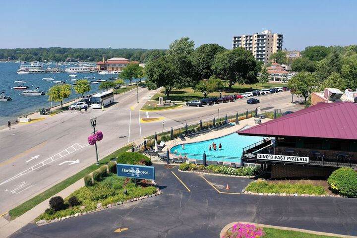 Harbor Shores on Lake Geneva