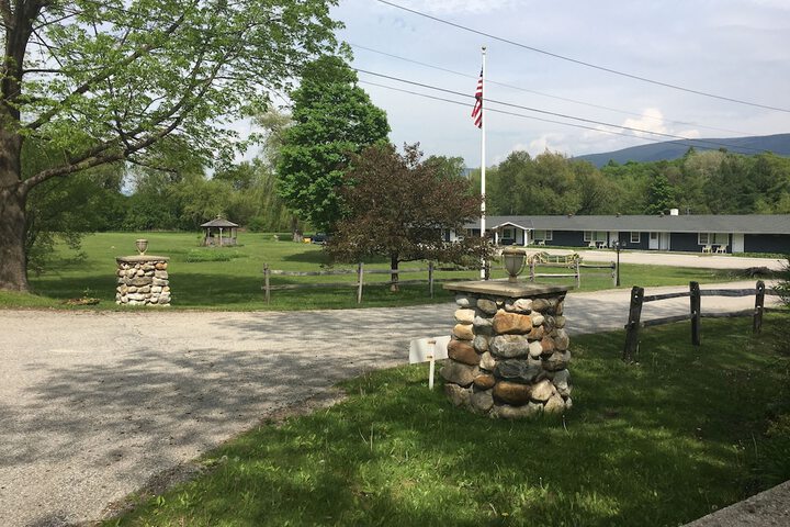 Weathervane Motel