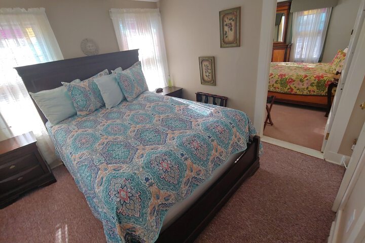 Island Guest House B & B