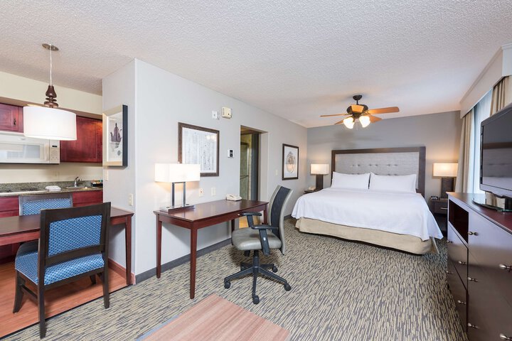 Homewood Suites by Hilton Bloomington