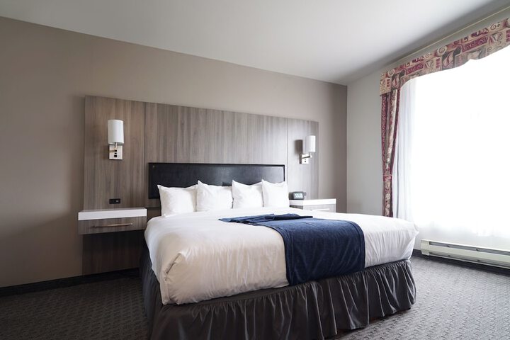 BayVue Hotel Resort and Suites