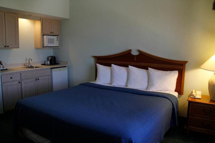 Room 26 of 35