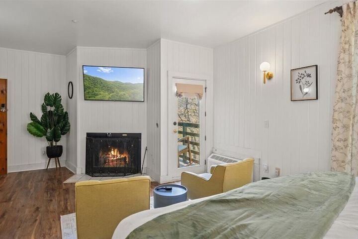 Laurel Valley Mountain Retreat