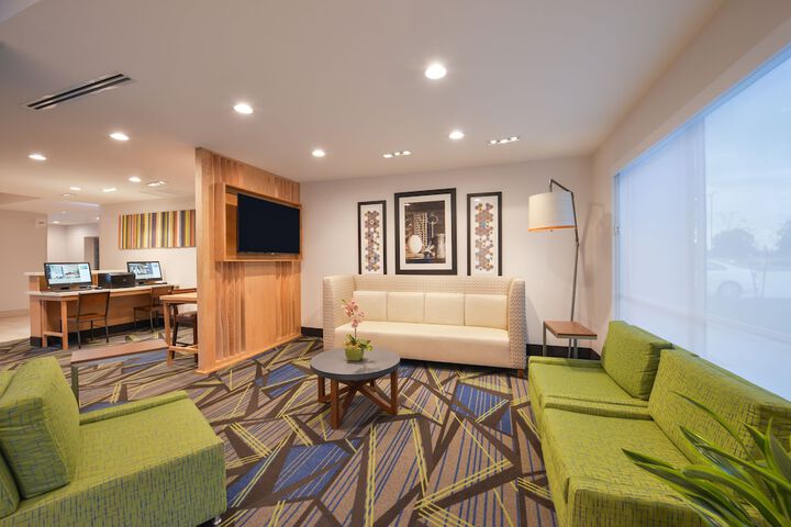 Hotel 8 of 57