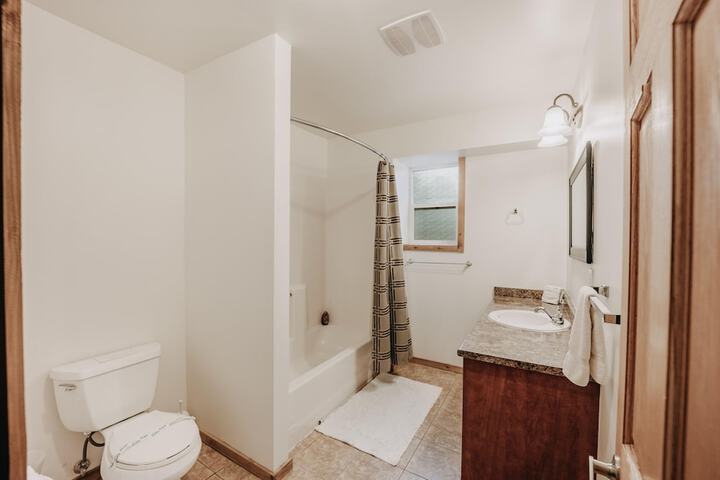 Room 16 of 24