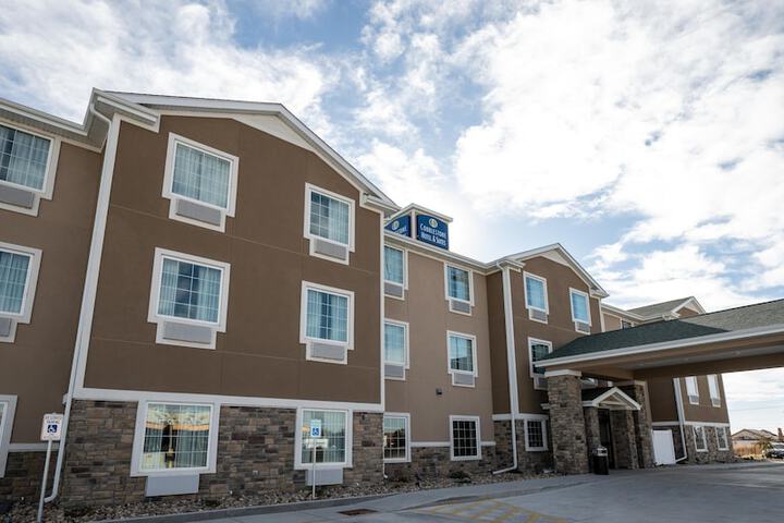 Cobblestone Hotel & Suites - Lamar