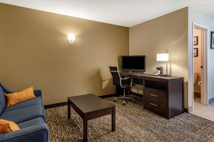 Room 28 of 46