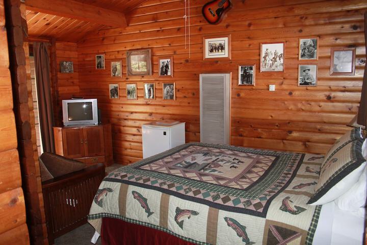 Room 29 of 64