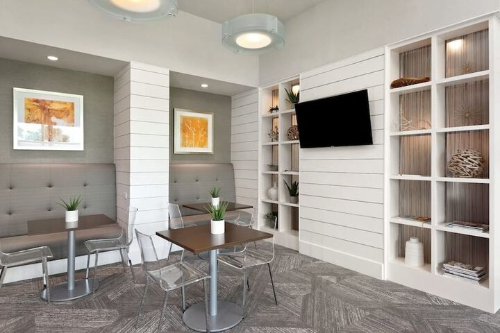 The Green at Plum Creek Apartments by Barsala