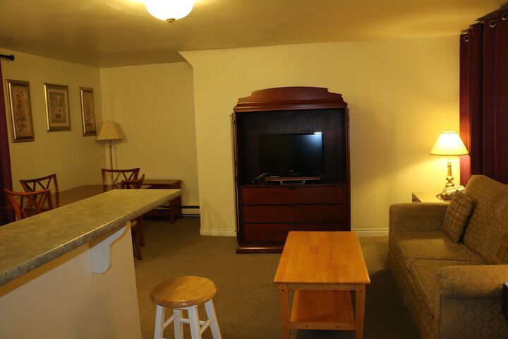 Room 28 of 36