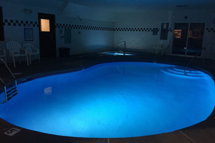 Pool 10 of 149