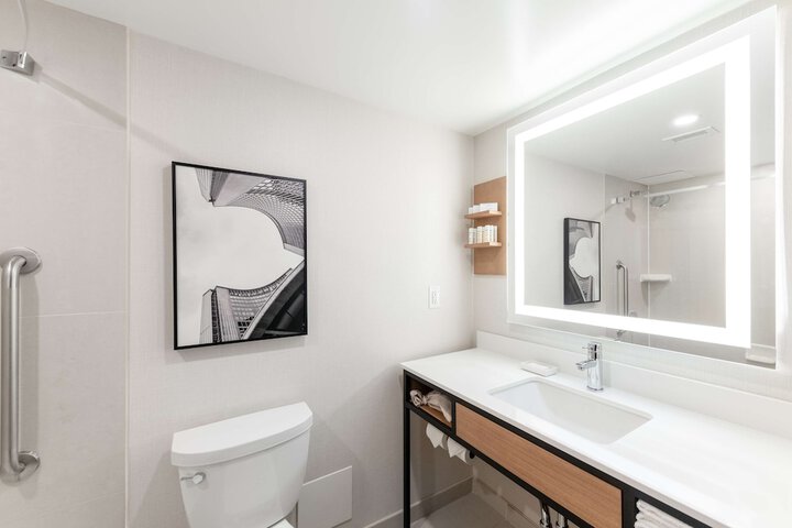 Hilton Garden Inn Toronto Airport