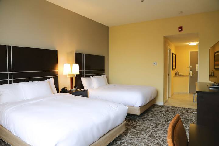 Room 27 of 60
