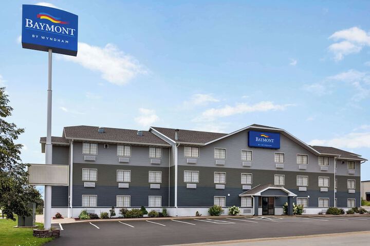 Hotel 2 of 35