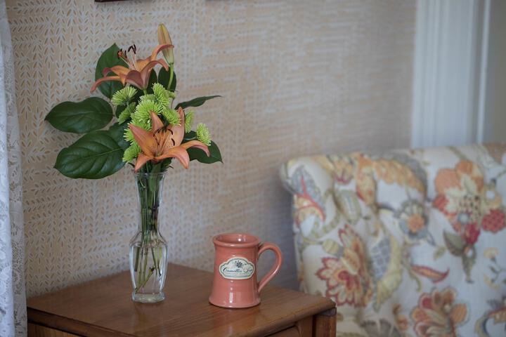 Camellia Inn