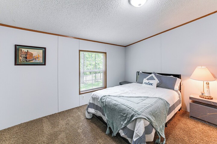 Kuttawa Vacation Rental w / Smart TV Near Marinas!