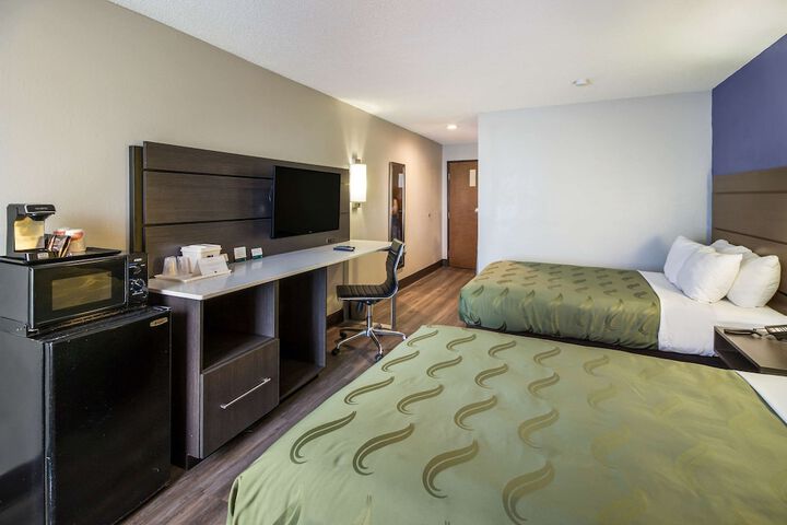 Room 19 of 33