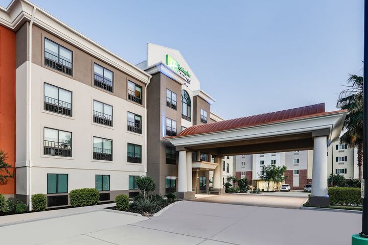 Hotel 3 of 57