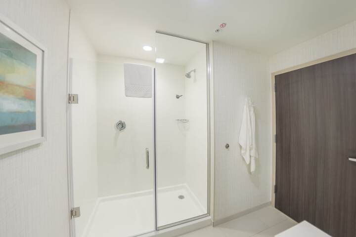Room 12 of 26