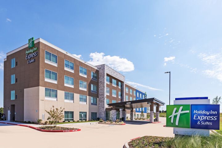 Hotel 4 of 35