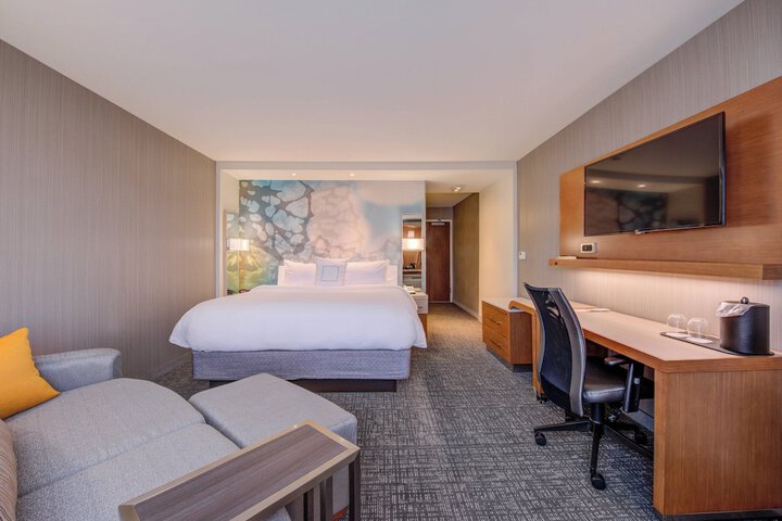 Courtyard by Marriott St. Louis Chesterfield