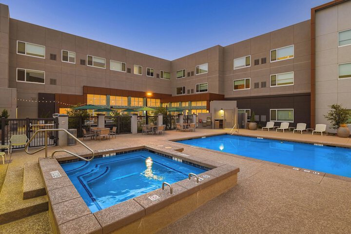 Pool 4 of 53
