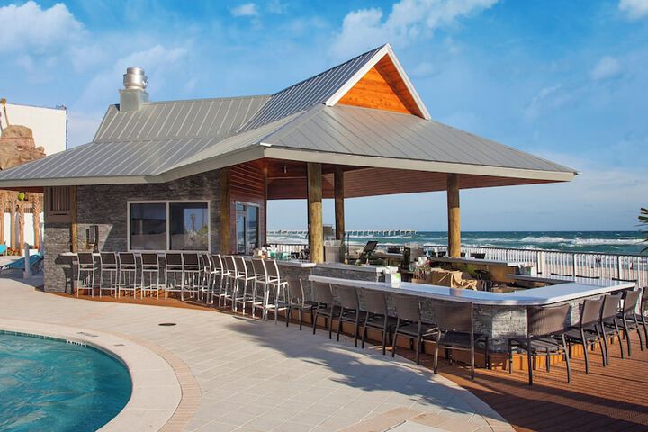 Holiday Inn Express & Suites Panama City Beach - Beachfront by IHG