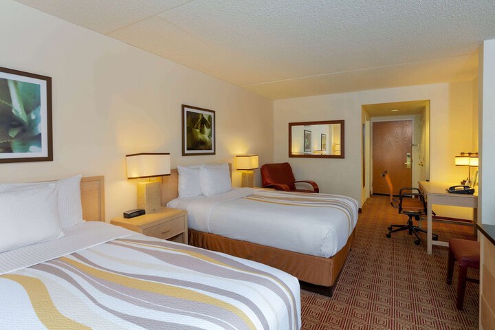 Room 20 of 34