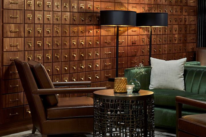 Cumberland House Knoxville Tapestry Collection by Hilton