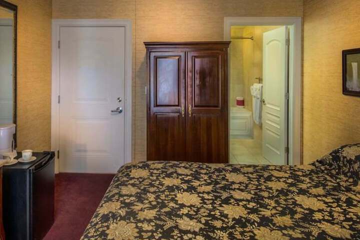 Room 167 of 187