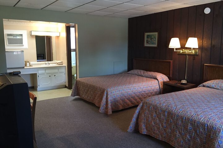 Room 9 of 23