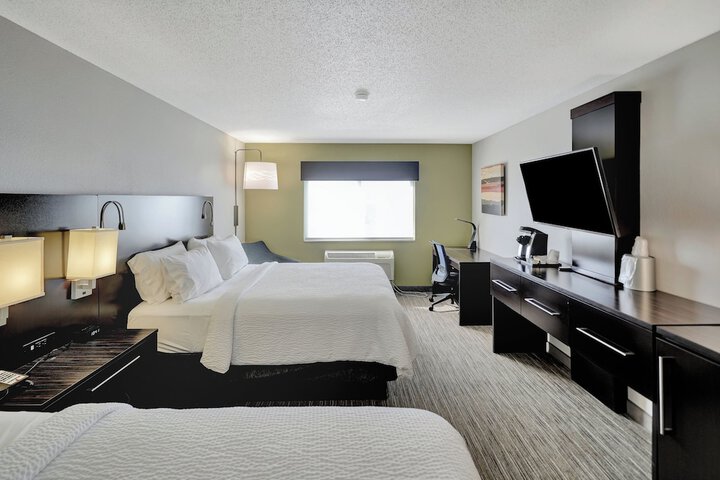 Room 84 of 163