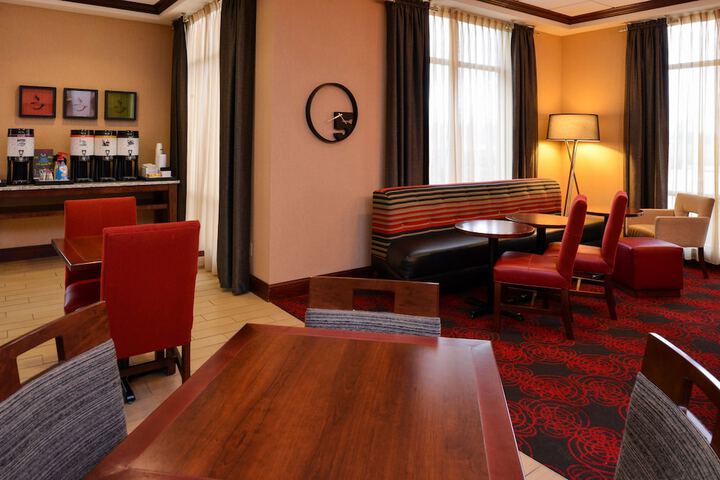 Hotel Interior 6 of 43