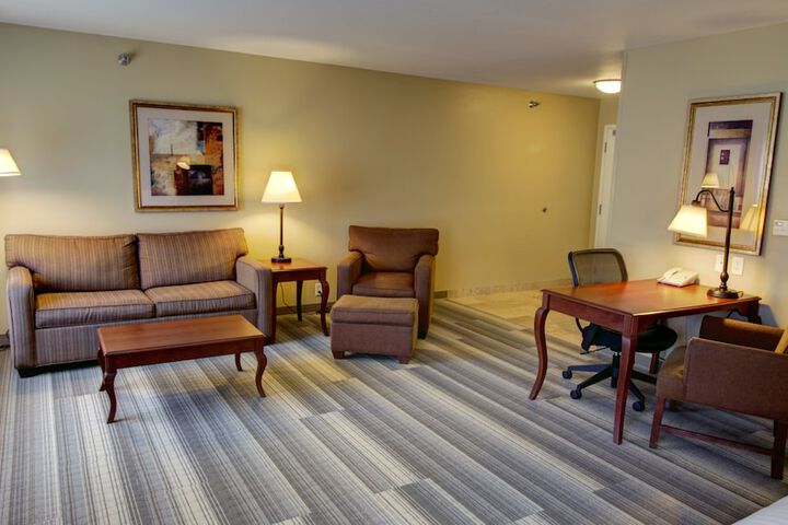 Room 42 of 93