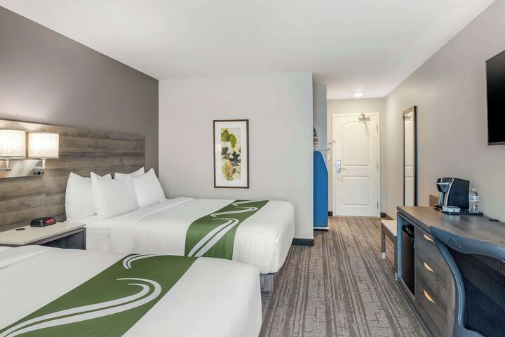 Room 10 of 51
