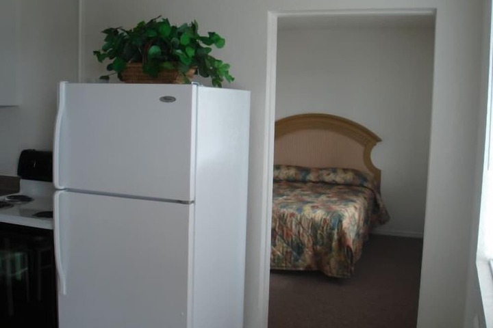 Room 10 of 19