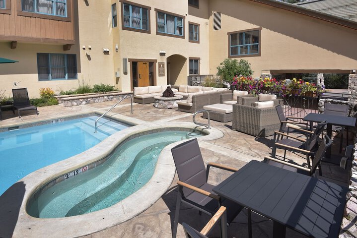 Pool 5 of 30