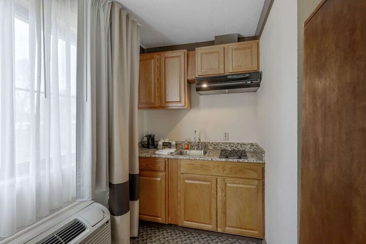 Room 14 of 32