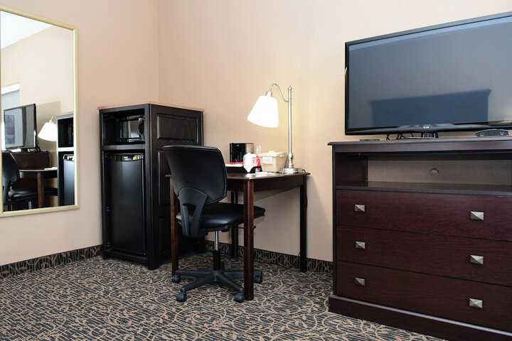 Room 63 of 118
