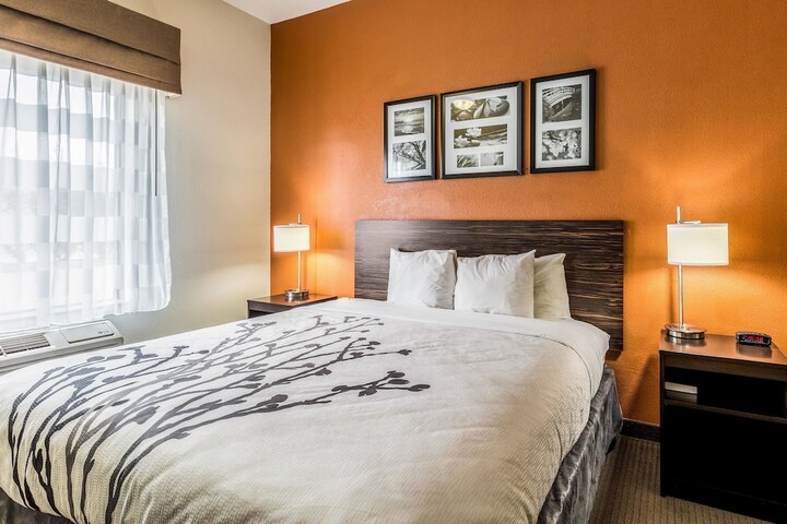 Room 20 of 45