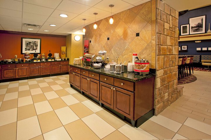 Hampton Inn & Suites Nashville-Smyrna