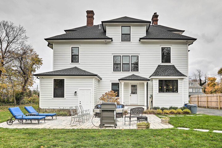 Grand Long Branch Home: 1 Block to Beach!