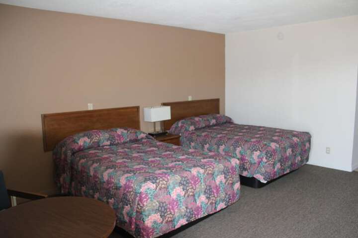 Room 32 of 39