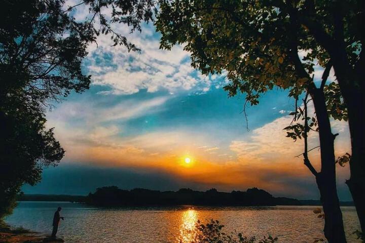 1Min to Percy Priest Lake 2 Masters Quiet Family Home