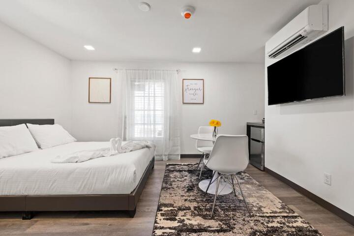 Sunset Inn-South Miami