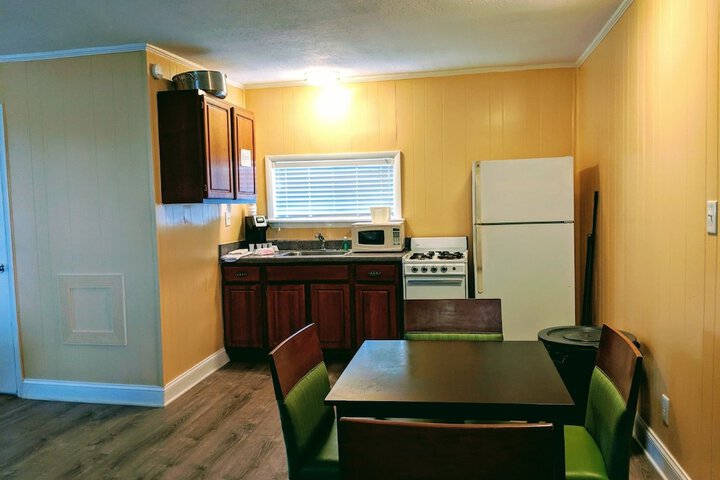Room 37 of 59