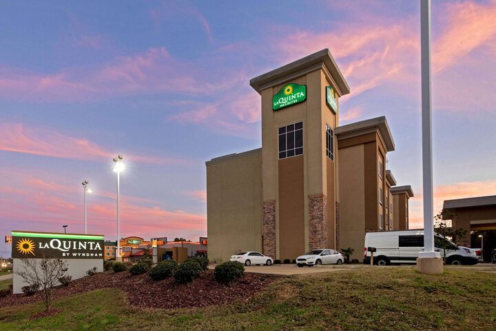 La Quinta Inn & Suites by Wyndham West Monroe